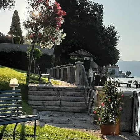 Bethel House Apart-hotel Gardone Riviera
