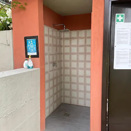 Ξενοδοχείο με διαμερίσματα Bethel House Gardone Riviera